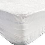 COPRIMATERASSO-IMPERMEABILE-CON-CERATA